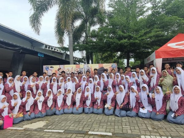 Semangat Berjuang Siswa Siswi SMAN 3 Padang