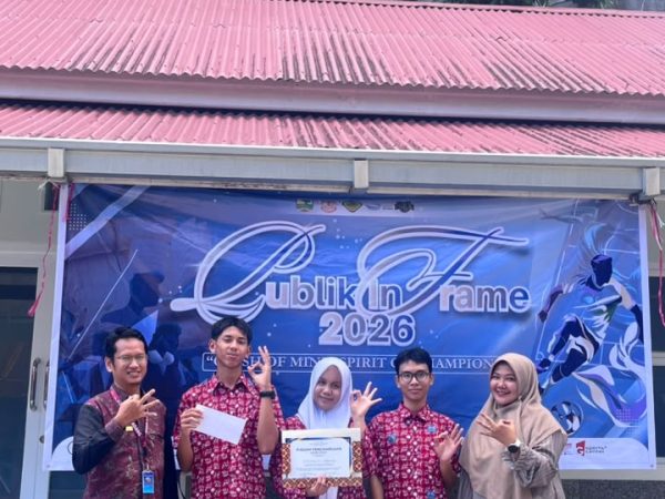 PRESTASI SISWA-SISWI SMA N 3 PADANG