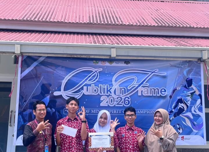 SELAMAT DAN SUKSES TIM DEBAT BAHASA INGGRIS SMAN 3 PADANG