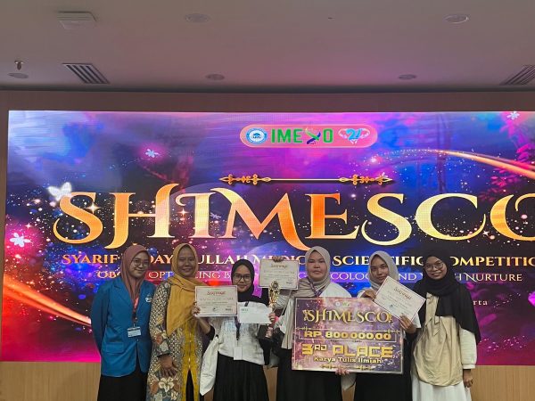 SELAMAT ATAS PRESTASI SISWI SMAN 3 PADANG